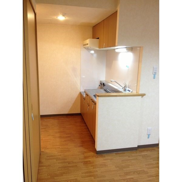 センチュリースペース中央411の物件内観写真