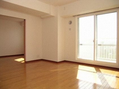 ティアラタワー中島倶楽部の物件内観写真