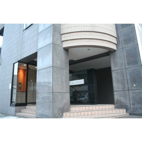 オンズドールの物件外観写真