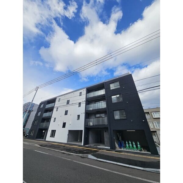 luce solare発寒(ルチェ・ソラーレハッサム)の物件外観写真