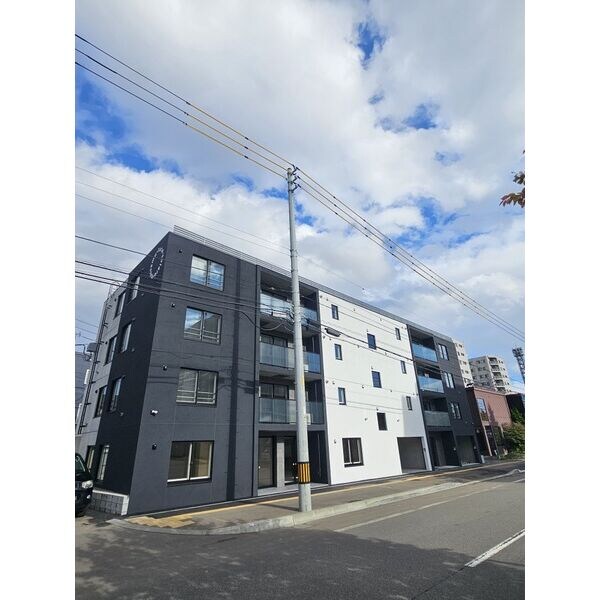 luce solare発寒(ルチェ・ソラーレハッサム)の物件外観写真