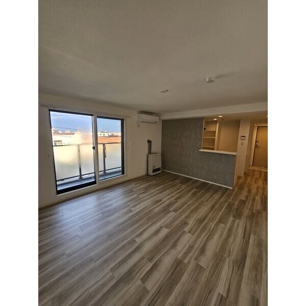 luce solare発寒(ルチェ・ソラーレハッサム)の物件内観写真