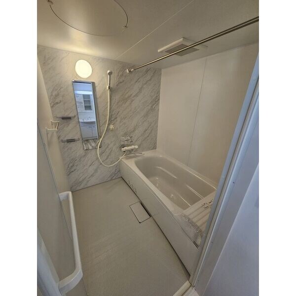 luce solare発寒(ルチェ・ソラーレハッサム)の物件内観写真