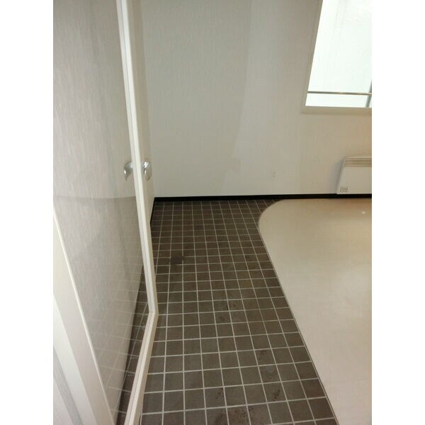 ユニエトワール札幌北9条の物件外観写真