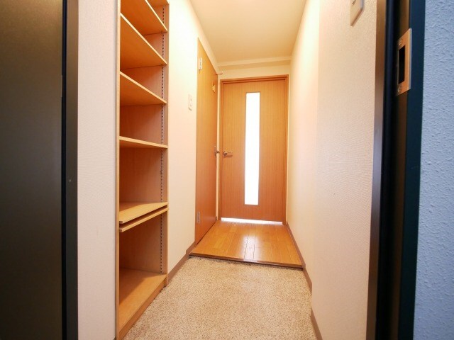 サンテラス宮の森の物件内観写真