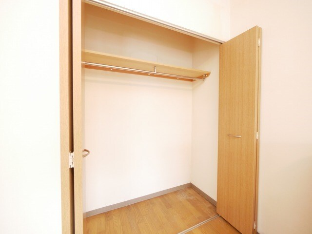 サンテラス宮の森の物件内観写真