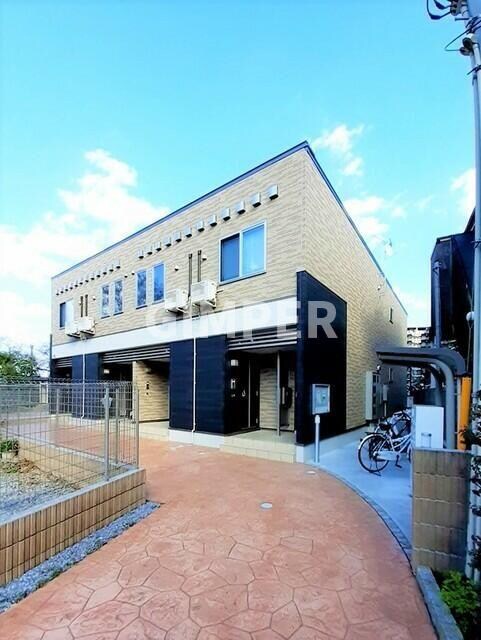 リジエール・ウエストの物件外観写真