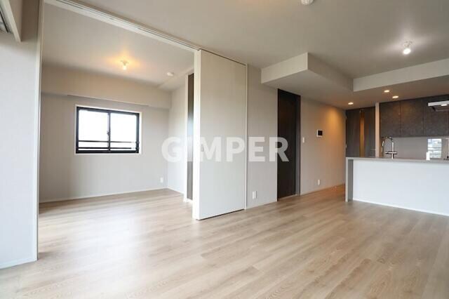 ジェノヴィア赤羽の物件内観写真