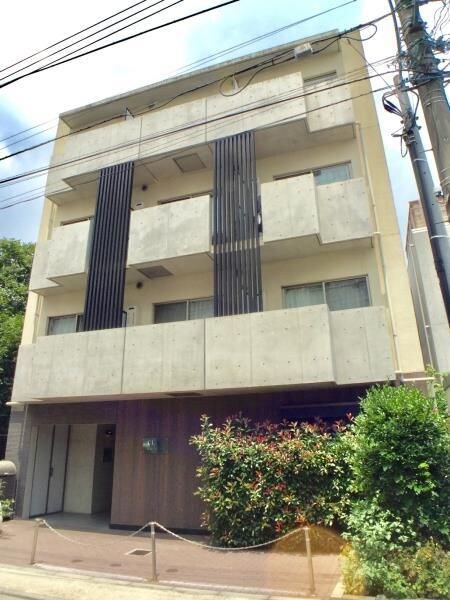 ＣＬＡＰ市谷柳町の物件外観写真