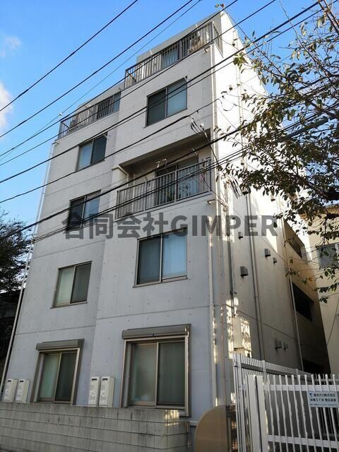 プラハ駒込の物件外観写真