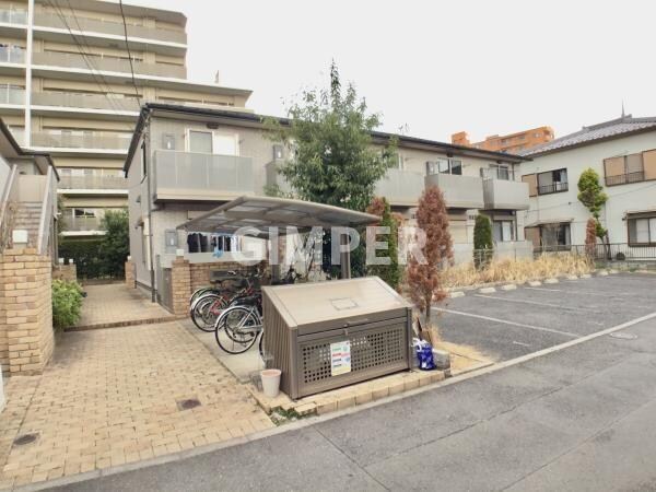 ロンサールＢ棟の物件外観写真