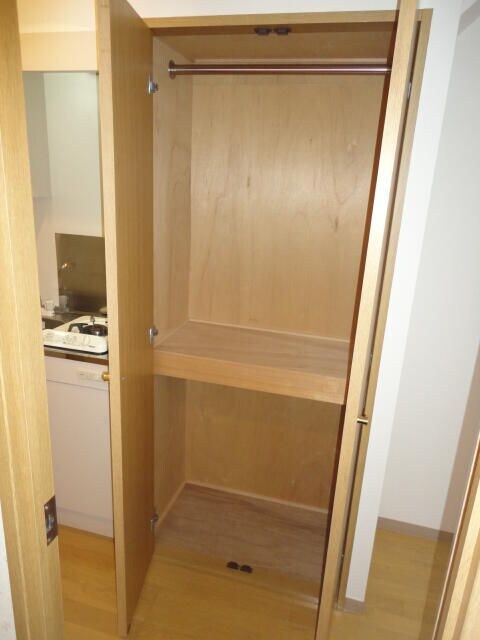 ＣＯＮＦＯＲ東山の物件内観写真