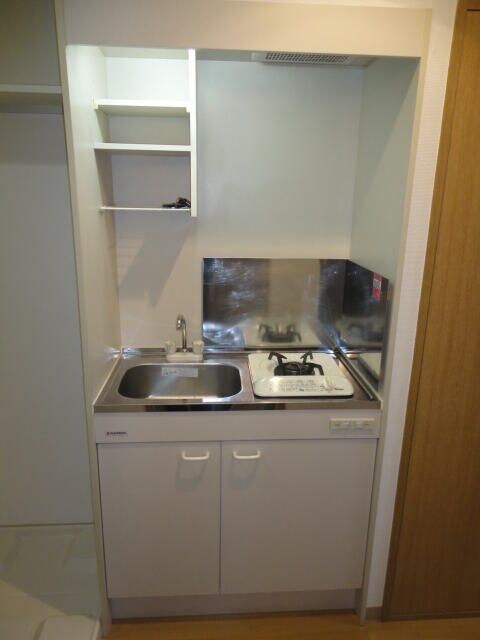 ＣＯＮＦＯＲ東山の物件内観写真