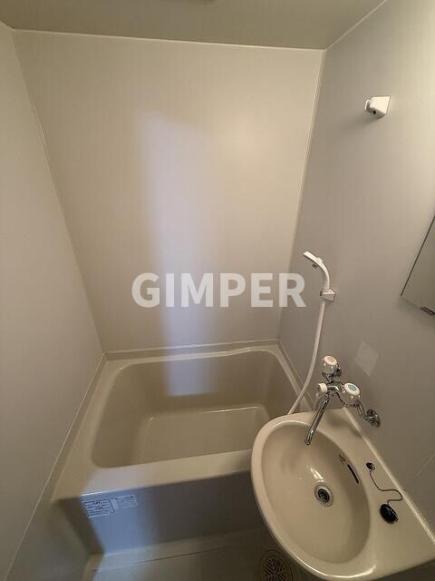 プラーズ大山町の物件内観写真