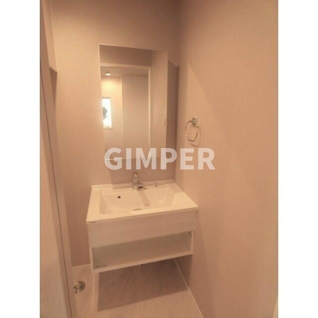 １４　ＯＮＥ　ＦＯＵＲ　ＭＩＮＡＭＩ　ＩＫＥＢＵＫＵＲＯの物件内観写真