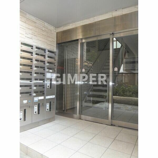 ラ・ヴィータの物件外観写真