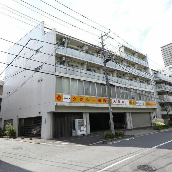 パークフロントの物件外観写真