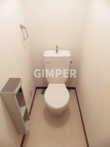 ヴィラ東新宿Ａの物件内観写真