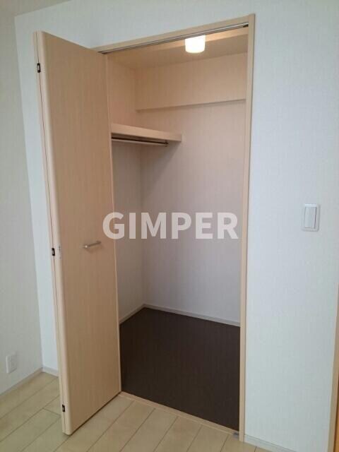 メゾン　ド　リッシュの物件内観写真