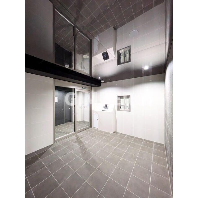 コンフォリア北池袋の物件外観写真