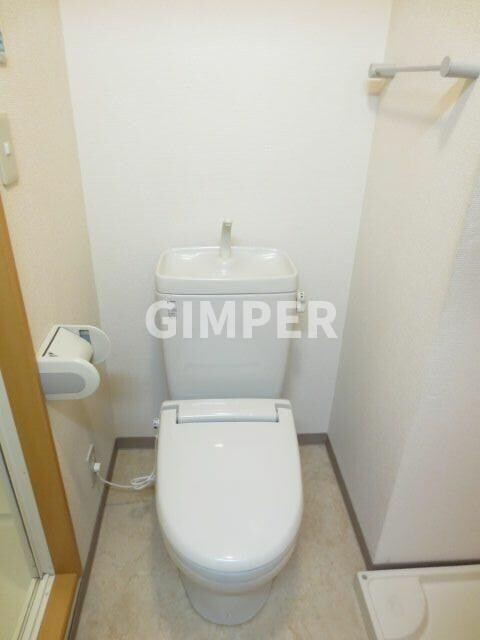 ペニンシュラ・コマゴメの物件内観写真