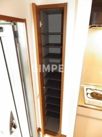 ヴィラ東新宿Ａの物件内観写真