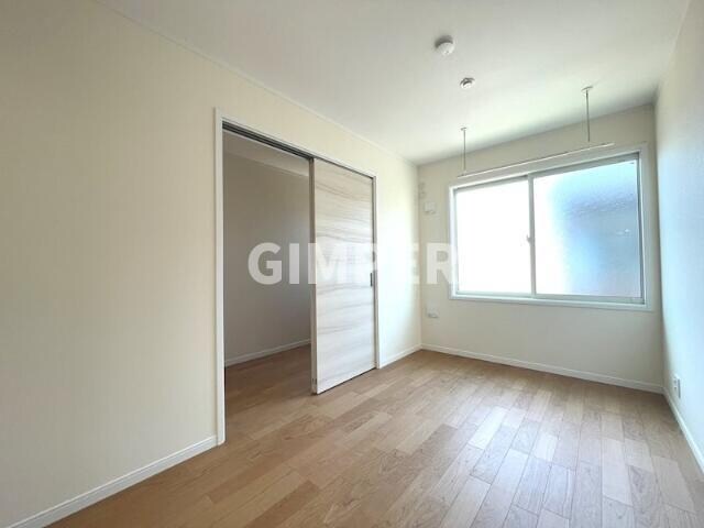 ゼルコーバの物件内観写真