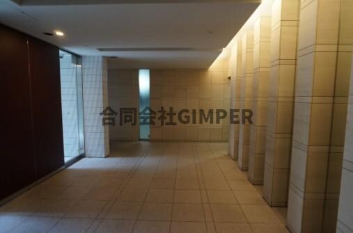 エスティメゾン四谷坂町の物件外観写真