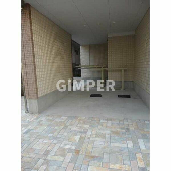 ラ・ヴィータの物件外観写真