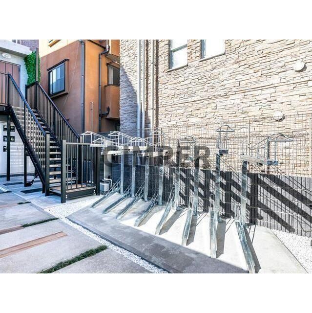 ウェルスクエアイズム四谷大京町の物件内観写真