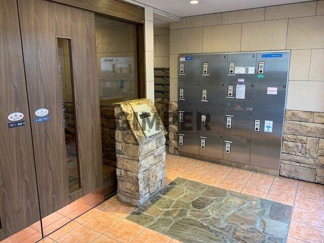 フェニックス新宿７丁目の物件外観写真