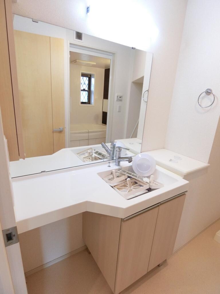 サンリットリヴァーの物件内観写真