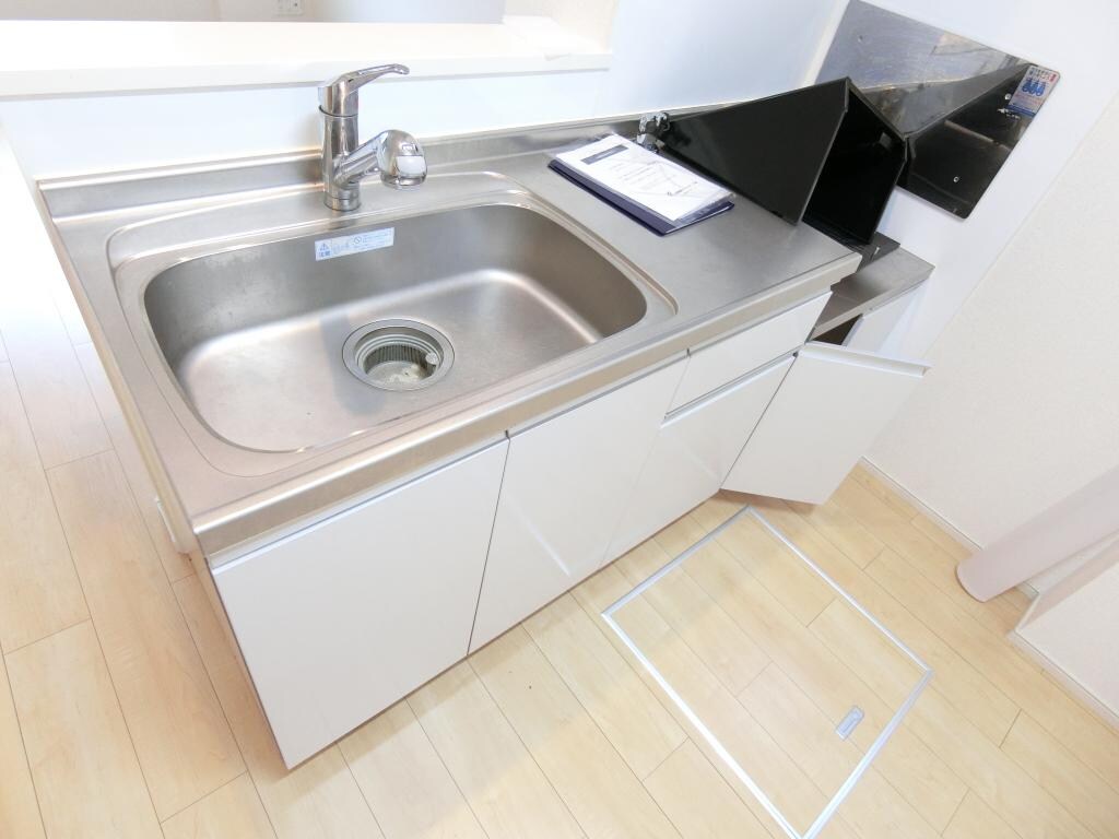 サンリットリヴァーの物件内観写真