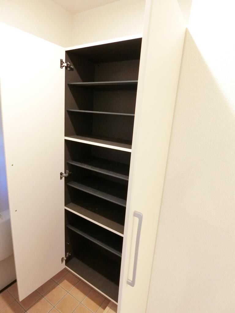 サンリットリヴァーの物件内観写真