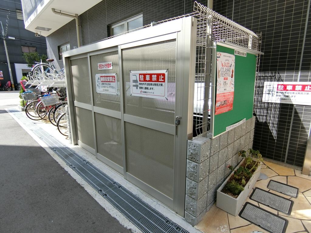 クリント ブライアントの物件外観写真