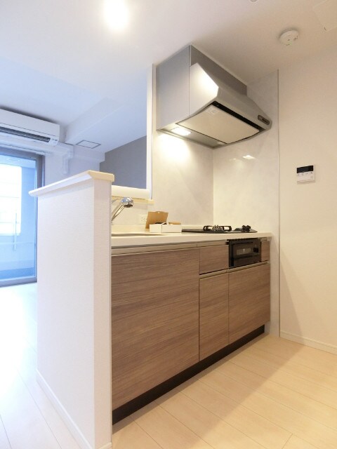 メープルスクエア心斎橋の物件内観写真