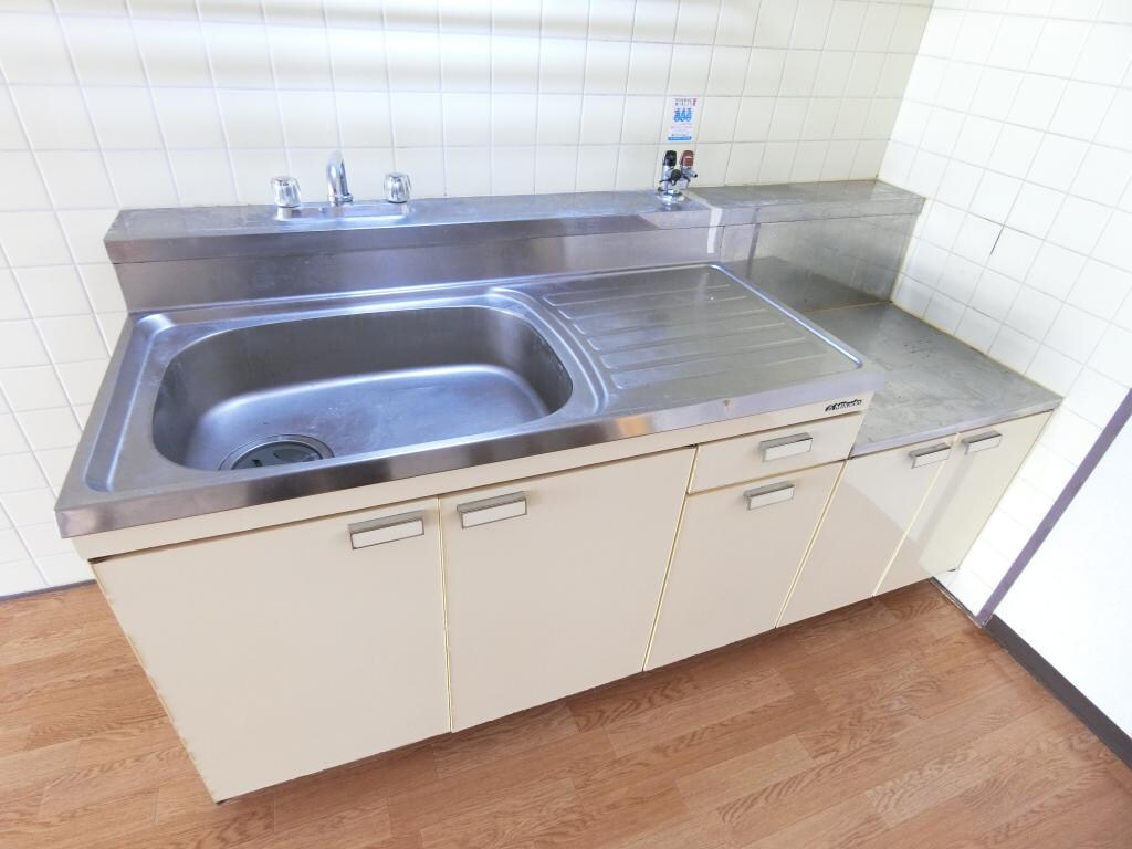 摂津市駅 徒歩4分 3階の物件内観写真