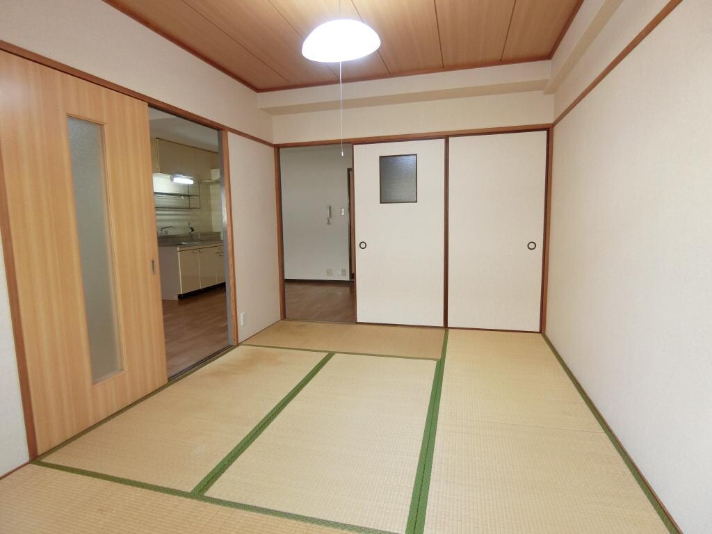 摂津市駅 徒歩4分 3階の物件内観写真