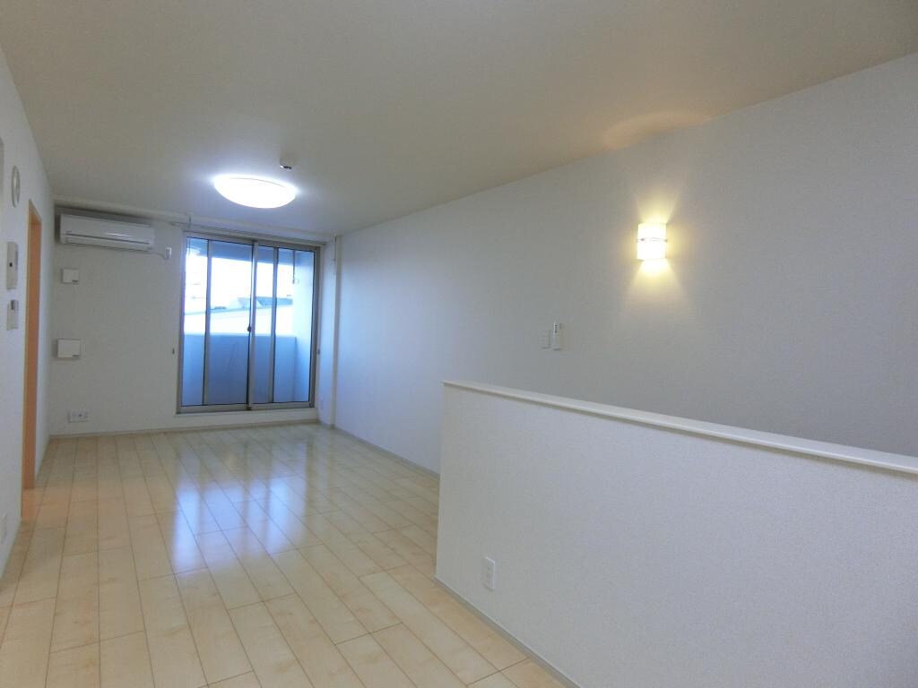 南摂津駅 バス8分  西鳥飼下車：停歩9分 4階の物件内観写真