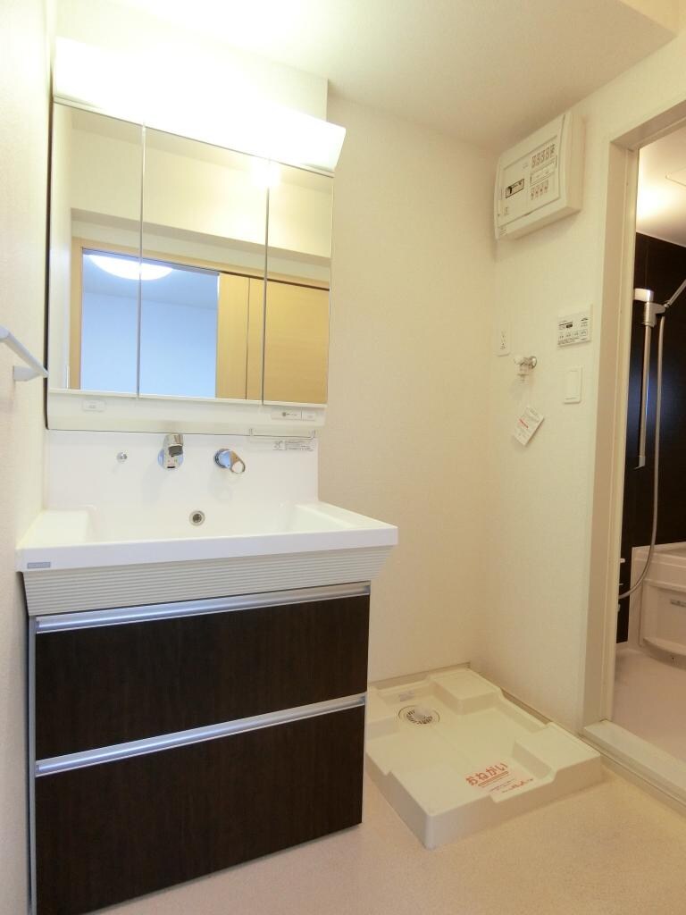 南摂津駅 バス8分  西鳥飼下車：停歩9分 4階の物件内観写真