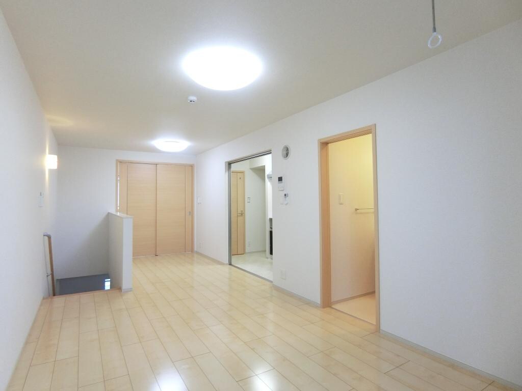 南摂津駅 バス8分  西鳥飼下車：停歩9分 4階の物件内観写真