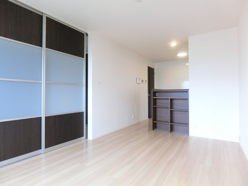 Station side courtの物件内観写真