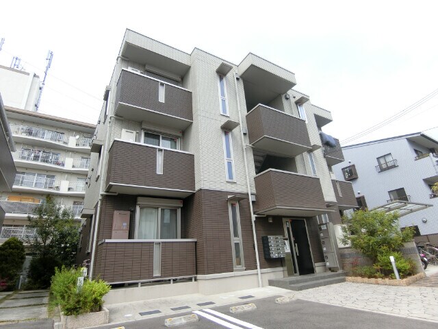 ソシュールの物件外観写真