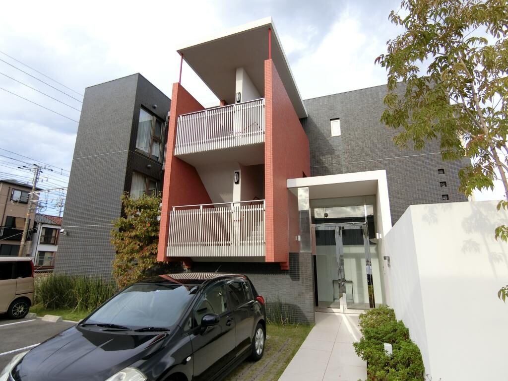 HGTコート高槻の物件外観写真