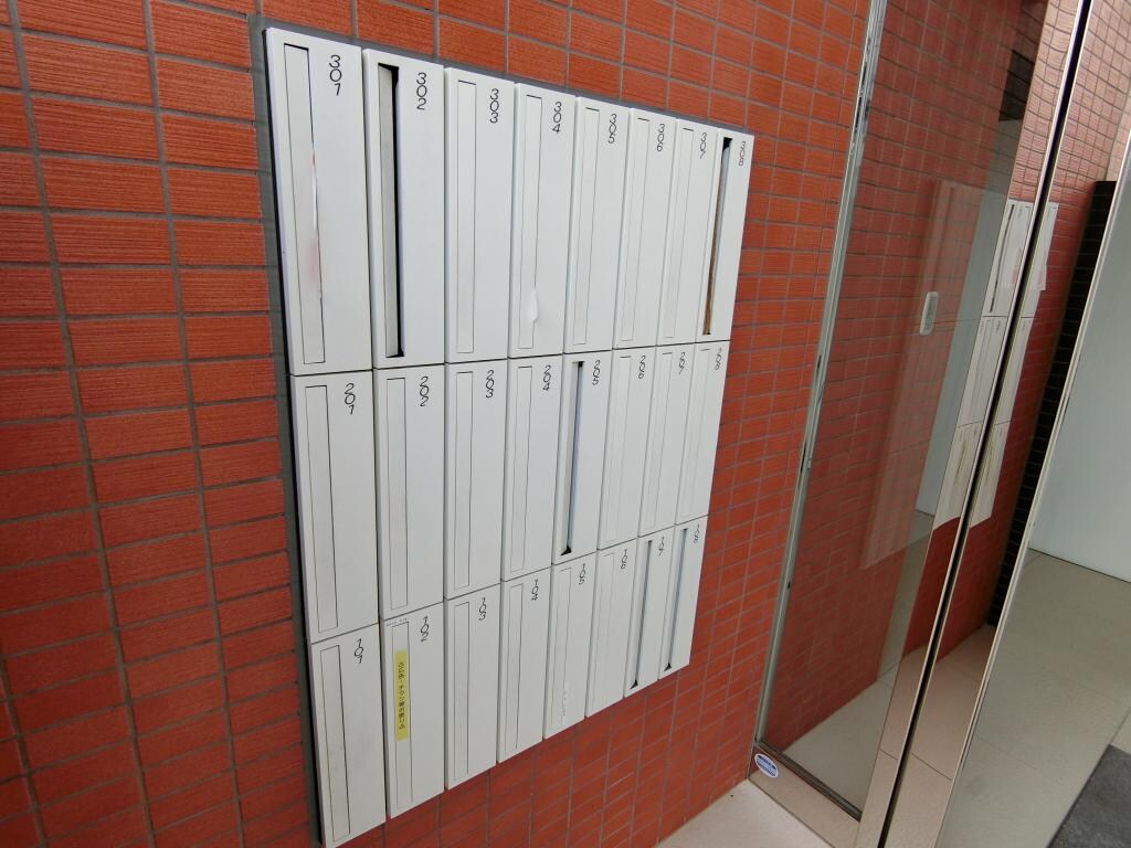 HGTコート高槻の物件外観写真