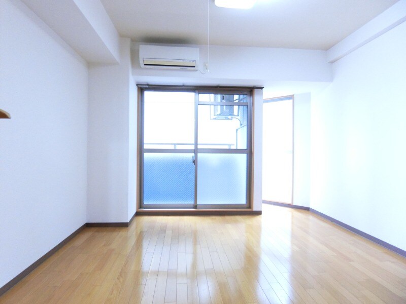 ラ・フォンテ摂津富田の物件内観写真