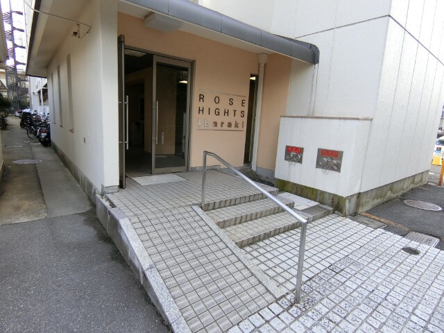 茨木駅 徒歩4分 7階の物件外観写真