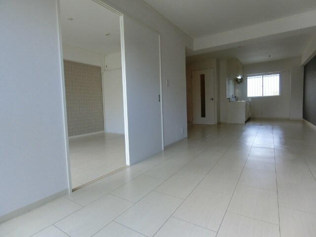 茨木駅 徒歩4分 7階の物件内観写真