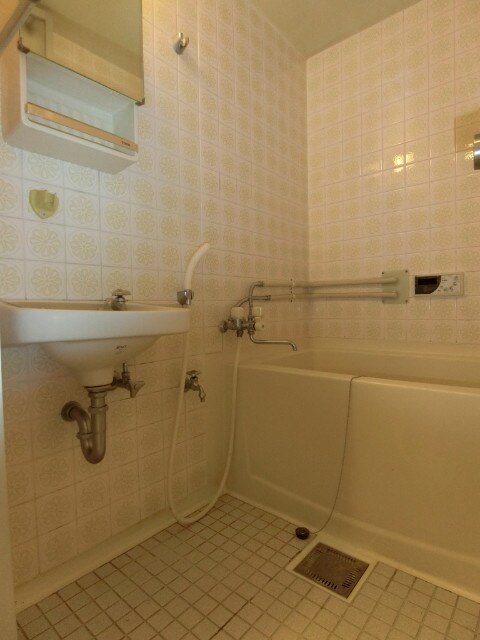 茨木駅 徒歩4分 7階の物件内観写真