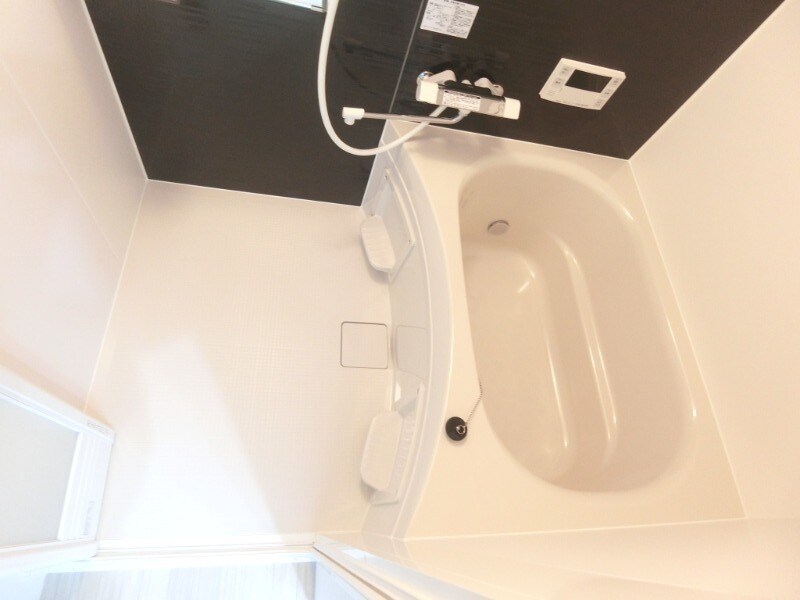 ベルリッジ岸辺Aの物件内観写真